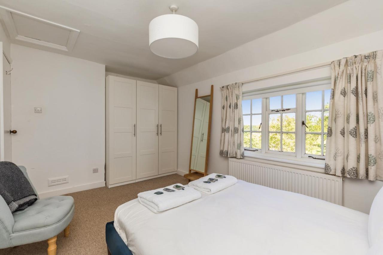 Danny Lodge - Country Cottage Near Brighton By Huluki Sussex Stays Hurstpierpoint Exterior photo