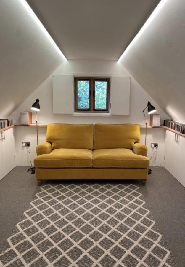 Danny Lodge - Country Cottage Near Brighton By Huluki Sussex Stays Hurstpierpoint Exterior photo