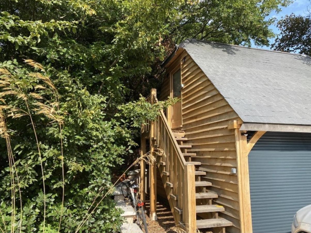 Danny Lodge - Country Cottage Near Brighton By Huluki Sussex Stays Hurstpierpoint Exterior photo