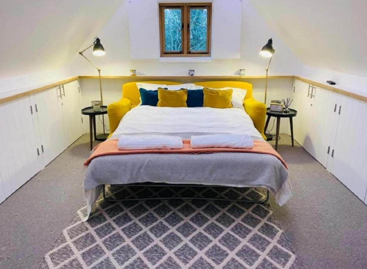 Danny Lodge - Country Cottage Near Brighton By Huluki Sussex Stays Hurstpierpoint Exterior photo