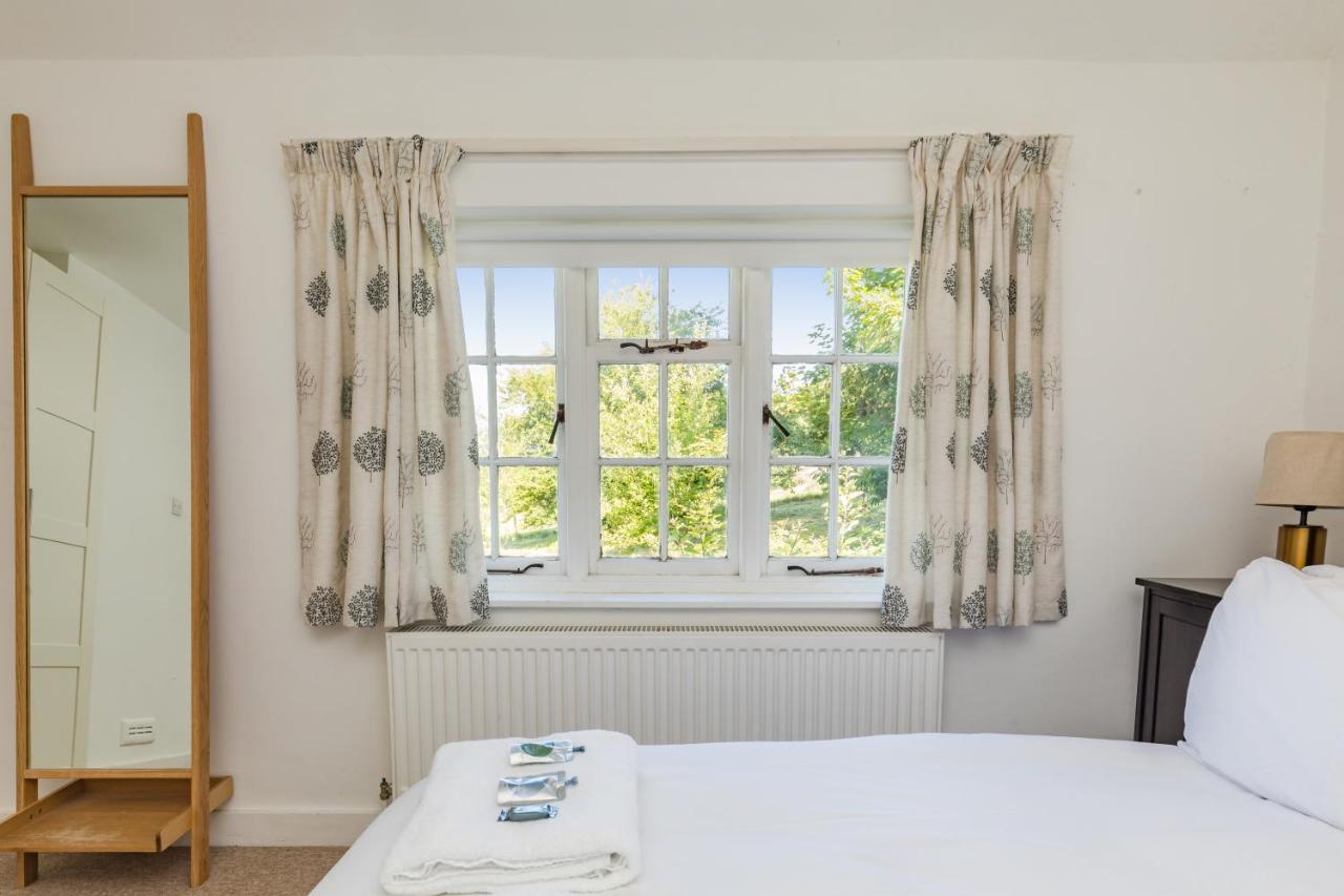 Danny Lodge - Country Cottage Near Brighton By Huluki Sussex Stays Hurstpierpoint Exterior photo