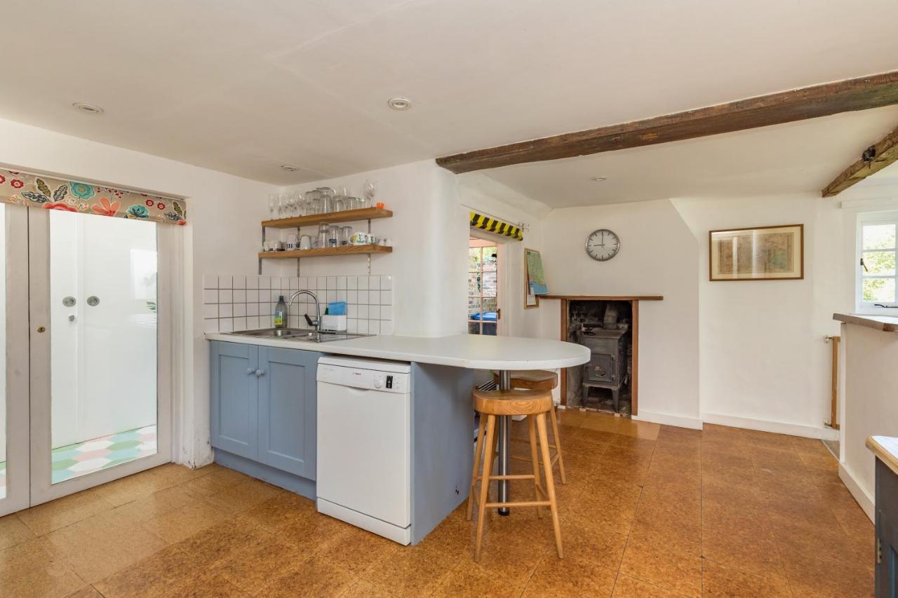 Danny Lodge - Country Cottage Near Brighton By Huluki Sussex Stays Hurstpierpoint Exterior photo